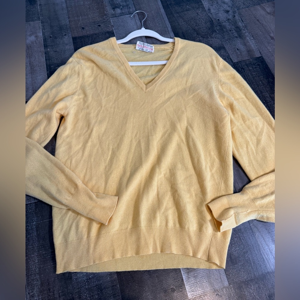 Peter Scott Vintage Scottish Cashmere House Yellow Sweater Made in Scotland‎